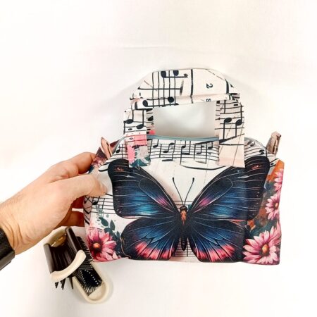 Kozmetická taštička - Notový motýľ